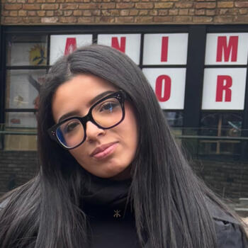 Babysitter in Drancy: Inès