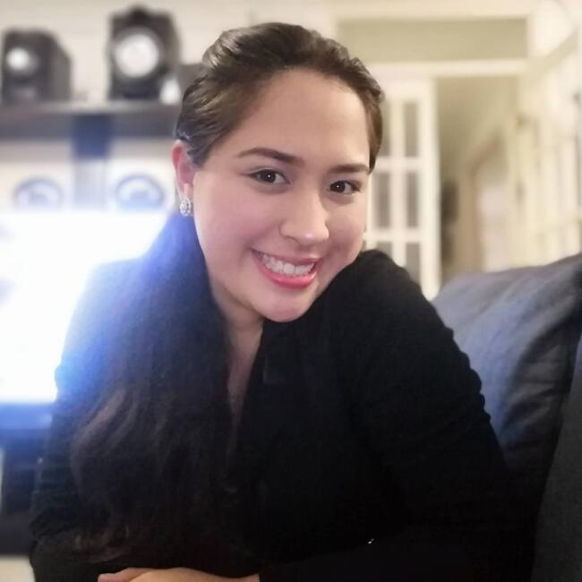 Babysitter in Roswell (Georgia): Moni