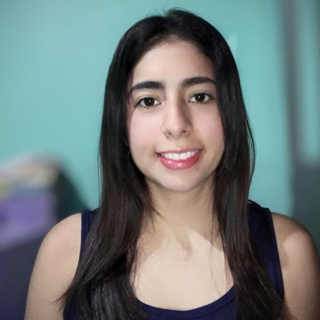 Babysitter in Crucita: Adriana Pinargote