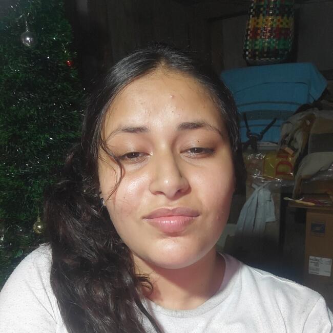 Niñera en Caluma: Estelita