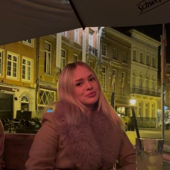 Babysitter in Dendermonde: Mila