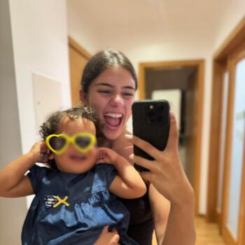 Babysitter in Buarcos: Laura