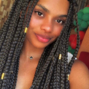 Babá em São Luís: Celine