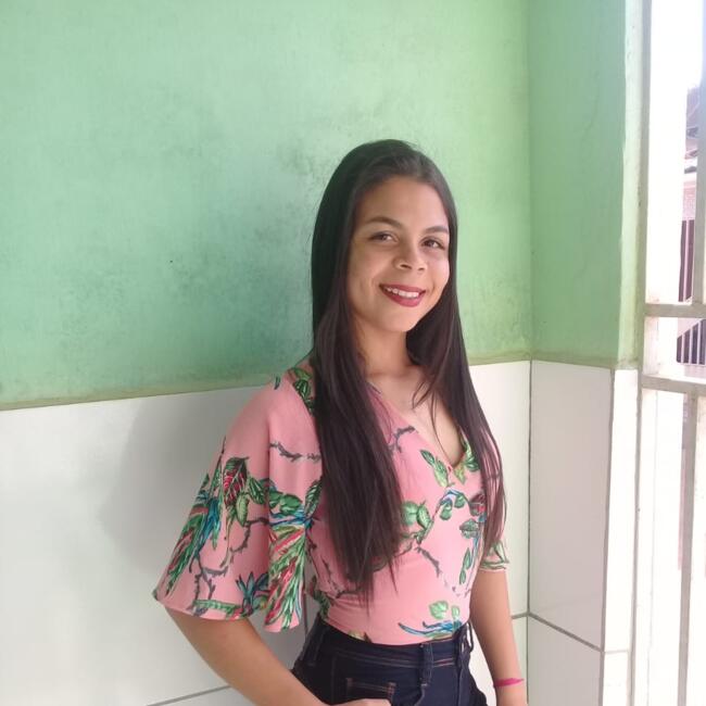 Babá em Samambaia: Lais