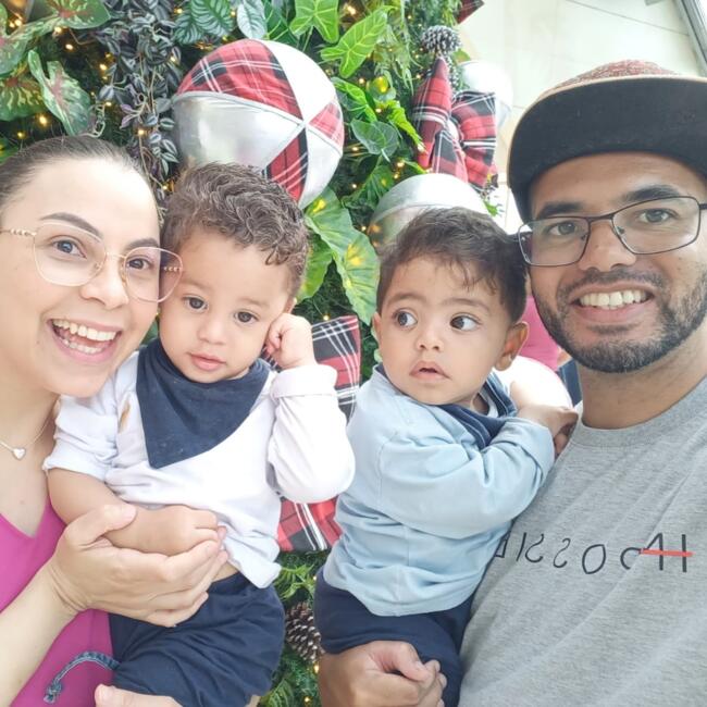 Emprego de babá em São Paulo: JONATHAN
