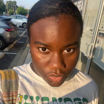 Babysitter in Bowie: Noela