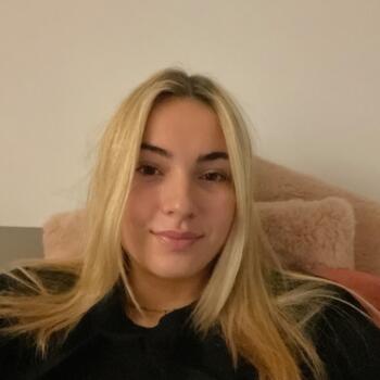 Babysitter in Marseille: Agathe