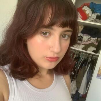 Babysitter in Rouen: Ninon