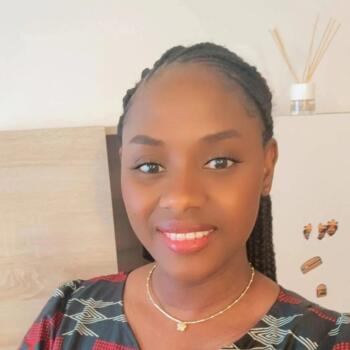 Nanny Girona: Mariama