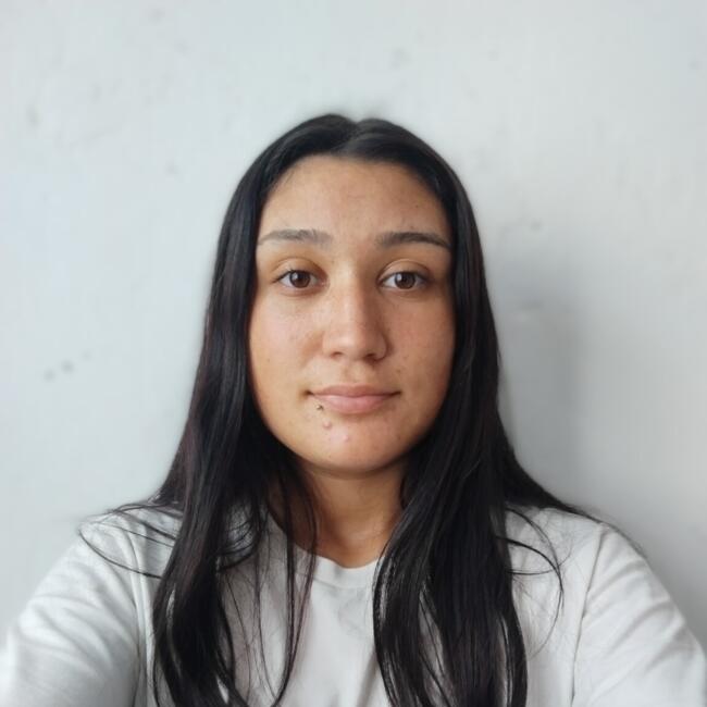 Babysitter in Solymar: Antonella