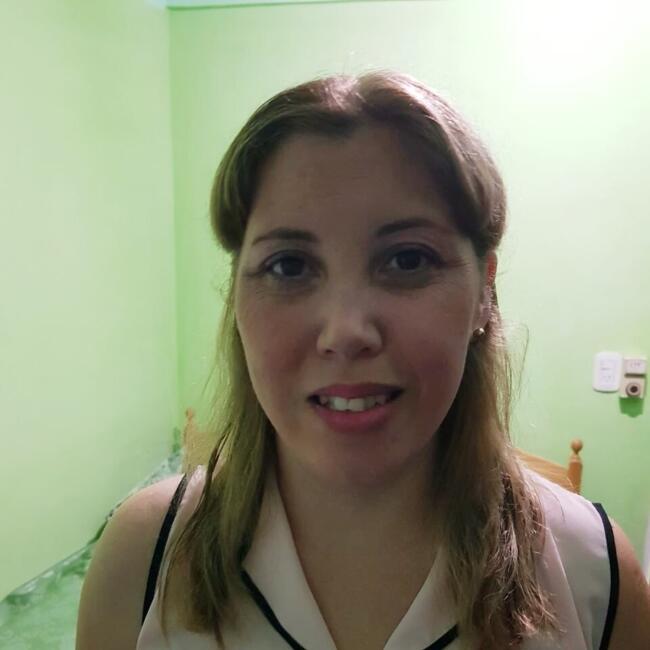Niñera en San Miguel: Veronica