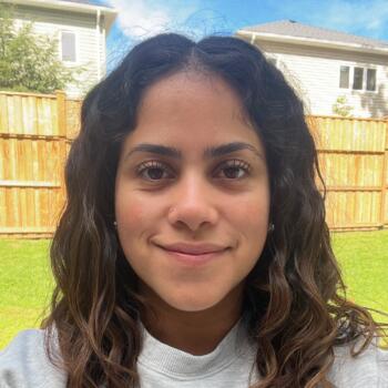 Baby-sitter in Hamilton: María Fernanda