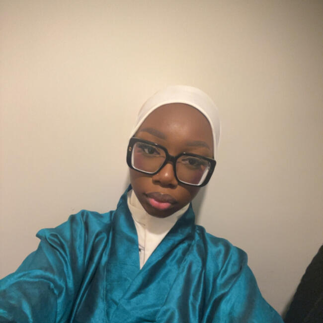 Babysitter in Stains: Hatouma