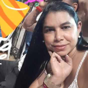 Niñera Bello: Jeiny