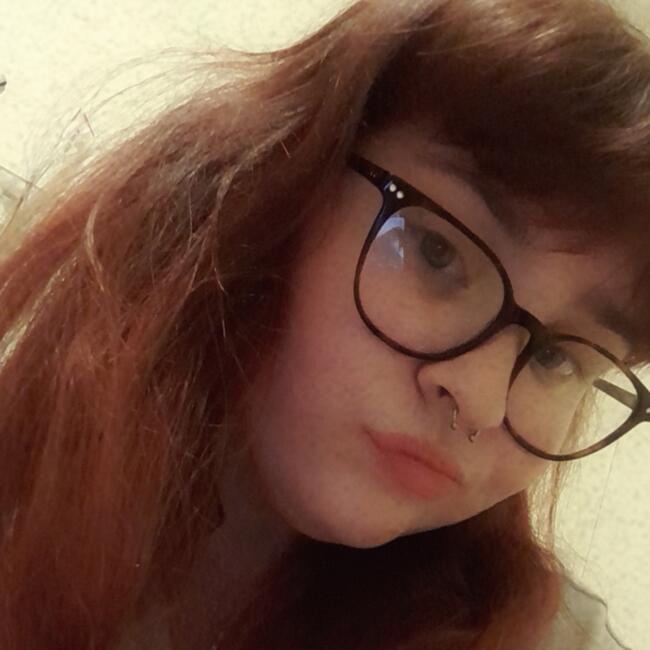 Babysitter in Kettering: Evie