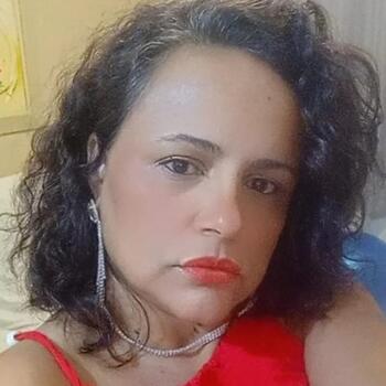 Babysitter in Americana: Rosana