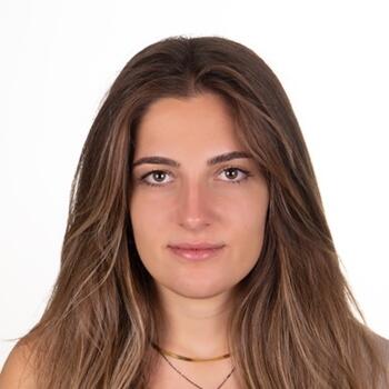 Babysitter in Néa Smýrni: Nasia