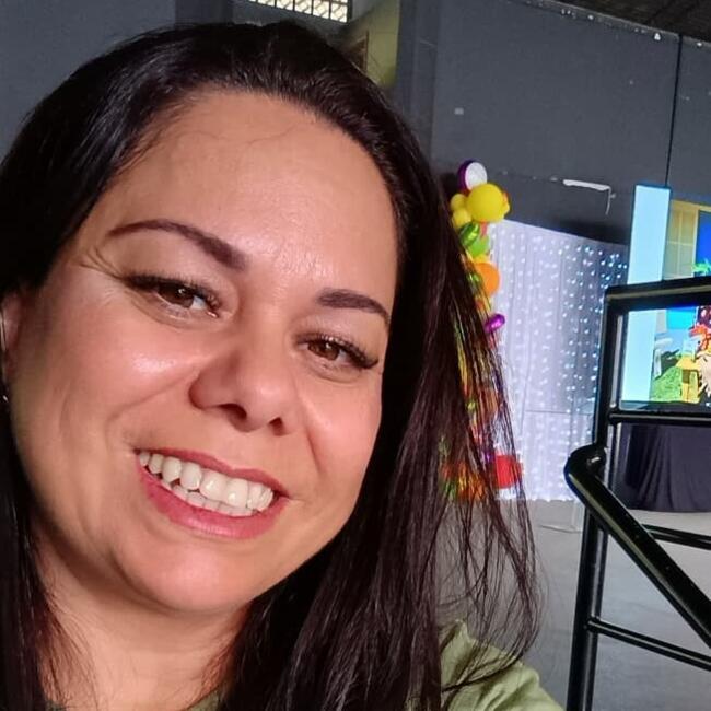 Babysitter in Joinville: Elenise