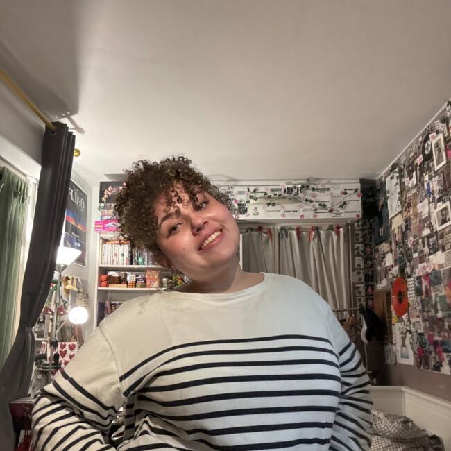 Babysitter in Burnaby: Shirel