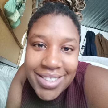 Babysitter in Oudtshoorn: Emihle