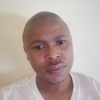 Babysitting job in Kimberley: babysitting job Sechaba