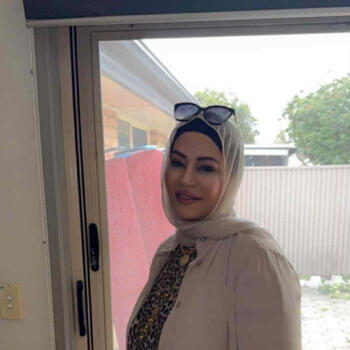 Babysitter Adelaide: Bushra