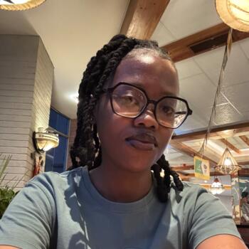 Babysitter in Port Elizabeth: Tshepang
