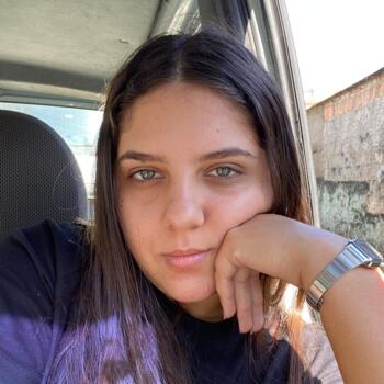 Babysitter Joinville: Ana Paula