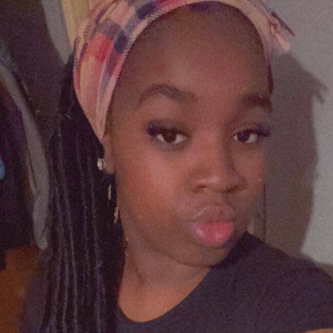 Babysitter in Garges-lès-Gonesse: Victoria