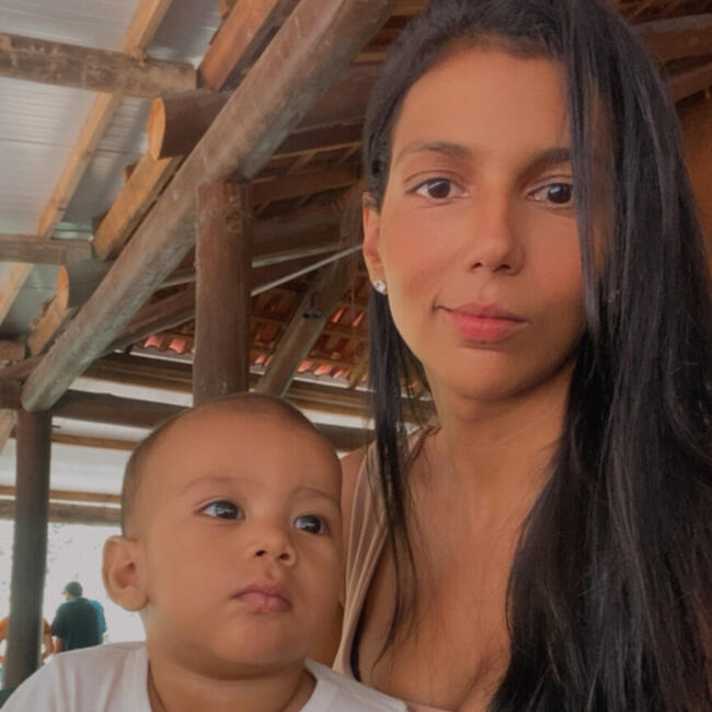 Babysitting job in Curitiba: Sthefane