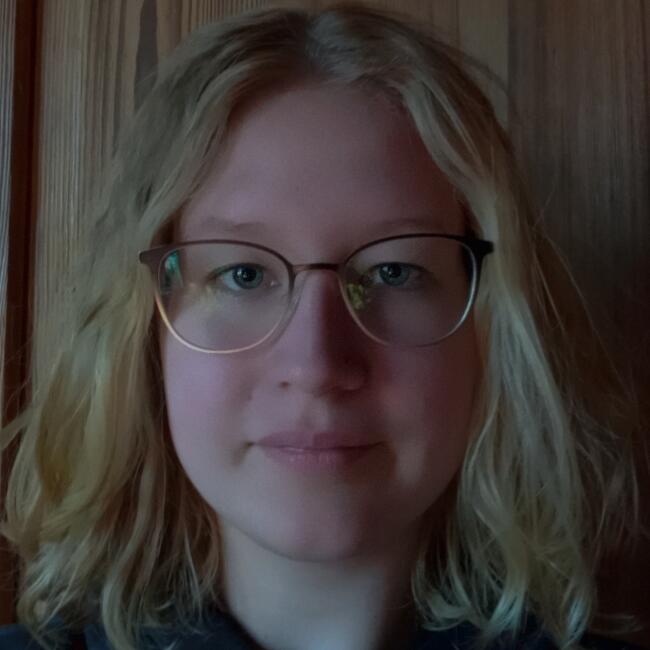 Babysitter in Roeselare: Laura