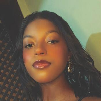 Babysitter in São Luís: Rosy