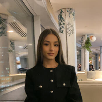 Babysitter στην περιοχή Mougins: Kiara