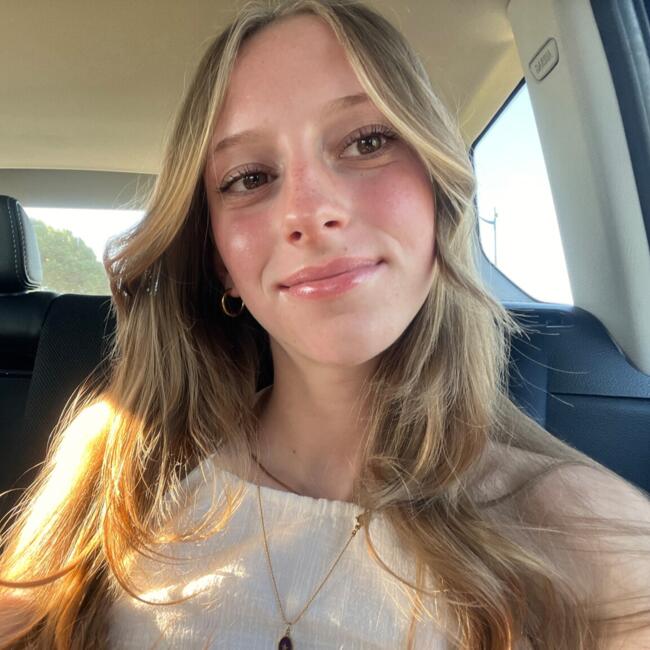 Baby-sitter à Talence: Agathe