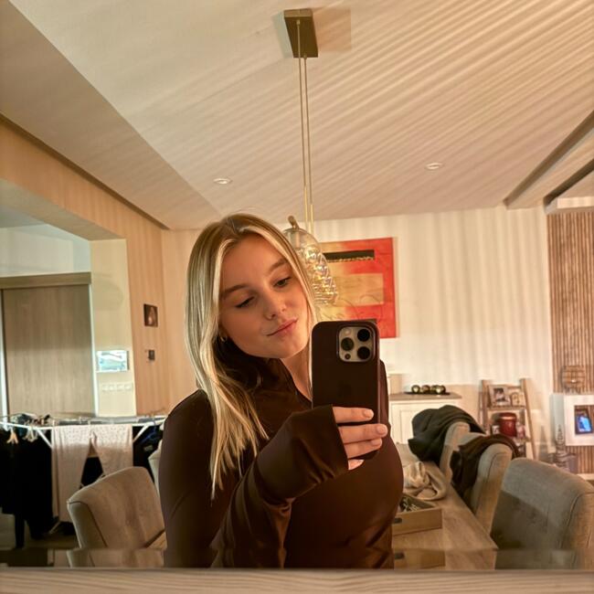 Babysitter in Antwerpen: Ashley Lloyd-Belmans