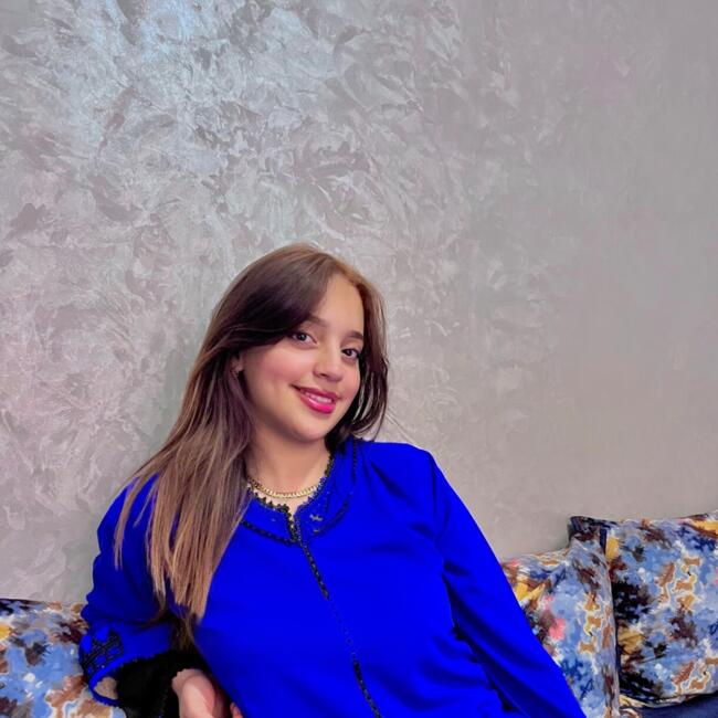 Babysitter in Dubai: Abir