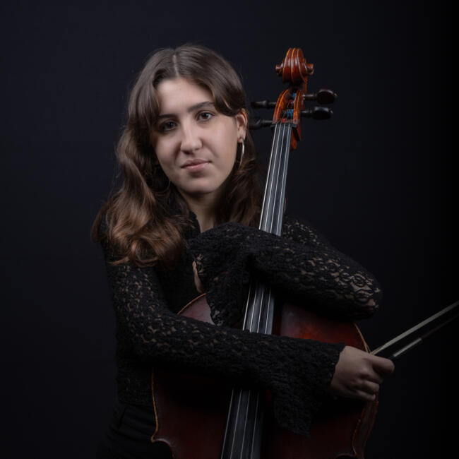 Babysitter in Paris: Juliette