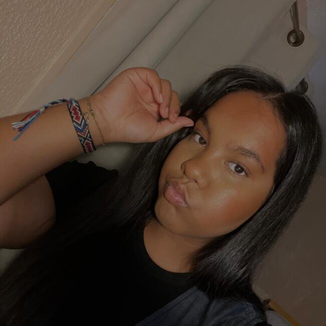 Babysitter in Six-Fours-les-Plages: Narjesse