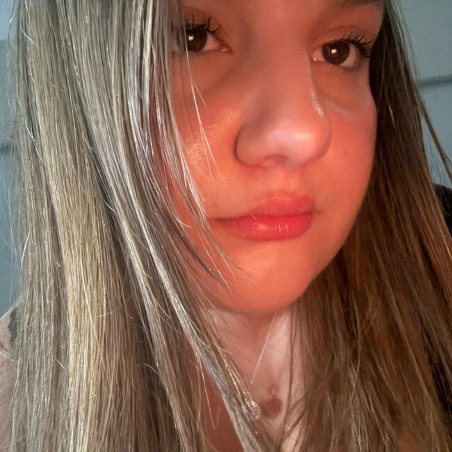 Babysitter in Saint-Priest (Ardèche): Hailey