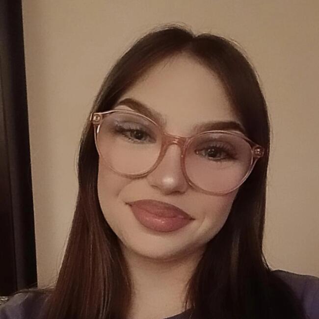 Babysitter στην περιοχή Αθήνα: Αννα