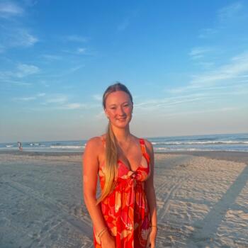 Babysitter in Newark (Delaware): Koryn