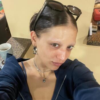 Nanny in Aigáleo: Agapi