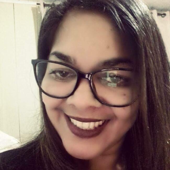 Babá em Curitiba: Silvia