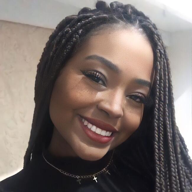 Babysitter in Montijo: Bruna