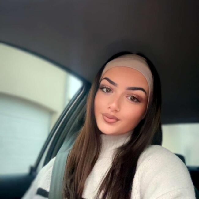 Babysitter in Épernon: Carla