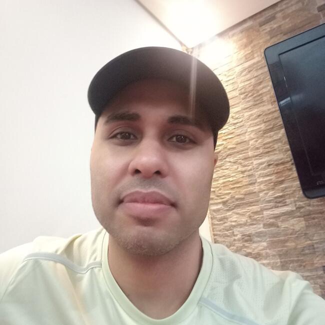 Babysitting job in Caieiras: Eduardo