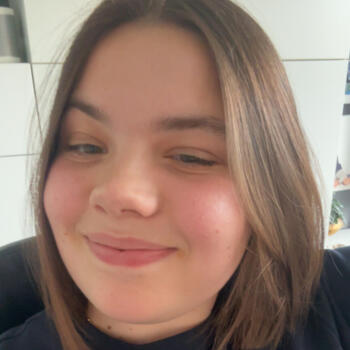 Babysitter Bilzen: Nika