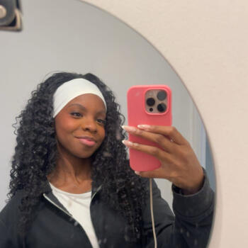 Nanny in Montreuil: Jennifer