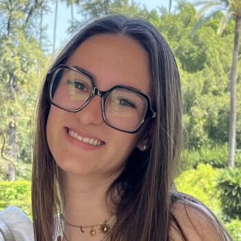 Babysitter in Claracq: Oihana