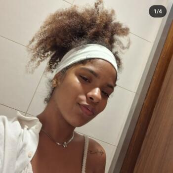 Babysitter in Niterói: Rebeca chagas